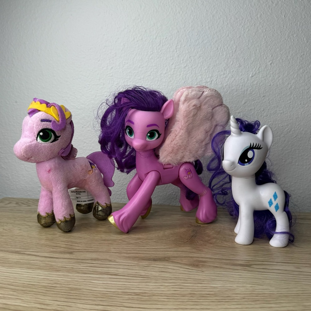 My Little‎ Pony MLP Lot of 3 Toys Princess Petals Singing Star - Rarity - Pipp